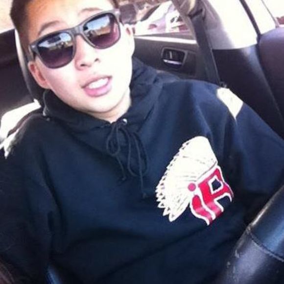 Meet your Posher, Julian - Picture 1 of 1